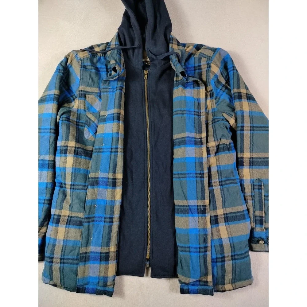 Legendary Whitetails Jacket Mens Large Blue Plaid Flannel Hooded Quilted Shacket